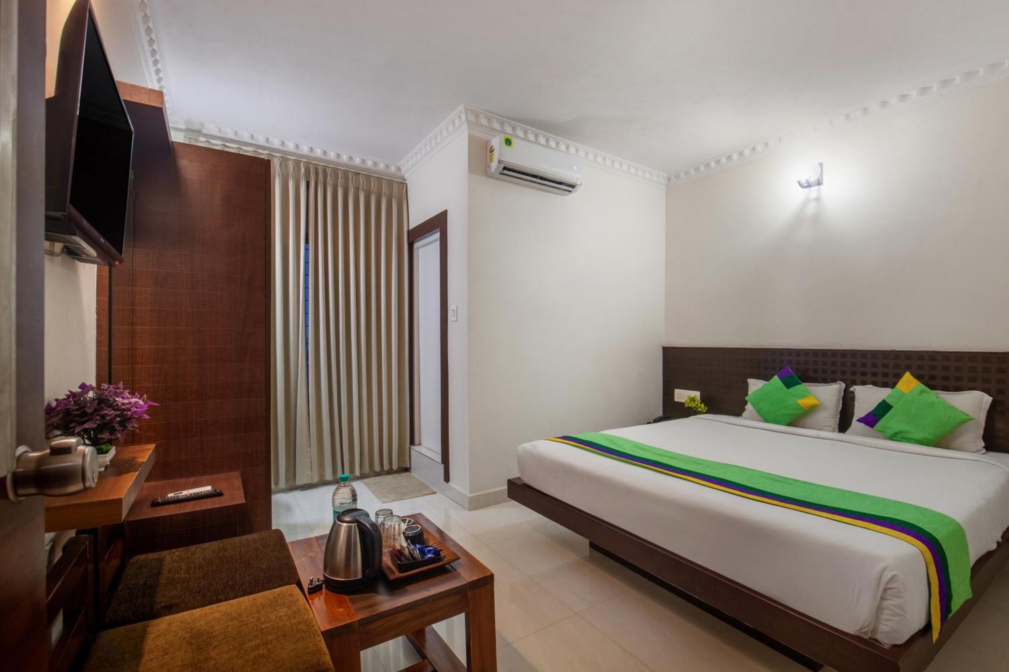 Treebo Sans Sarav Kushalnagar Hotel มาดิเครี ภายนอก รูปภาพ