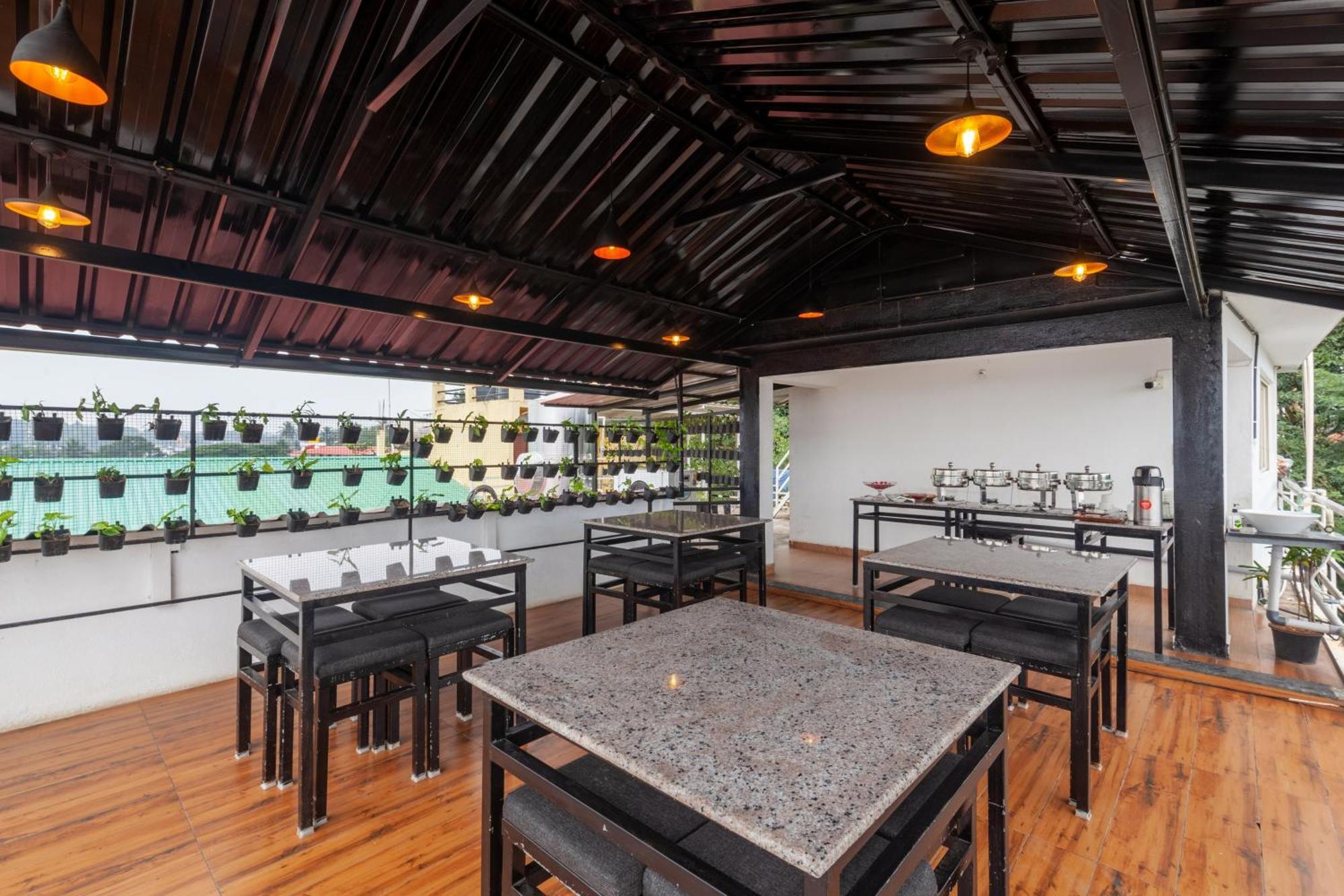 Treebo Sans Sarav Kushalnagar Hotel มาดิเครี ภายนอก รูปภาพ